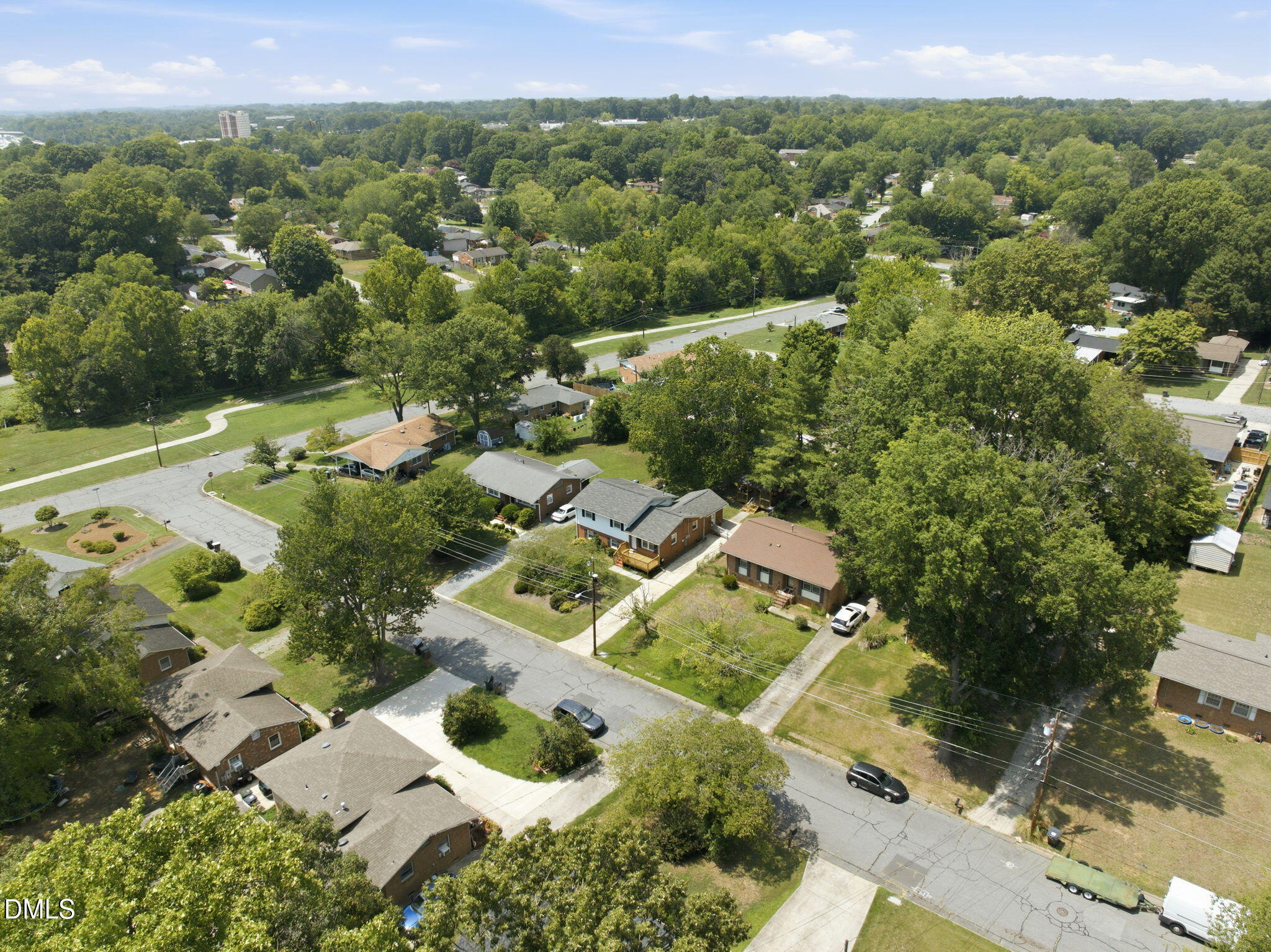 2222 Lynette Drive