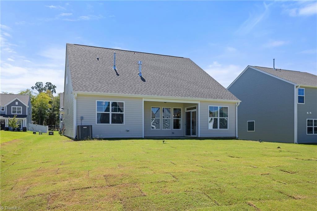 1129 Capulet Drive