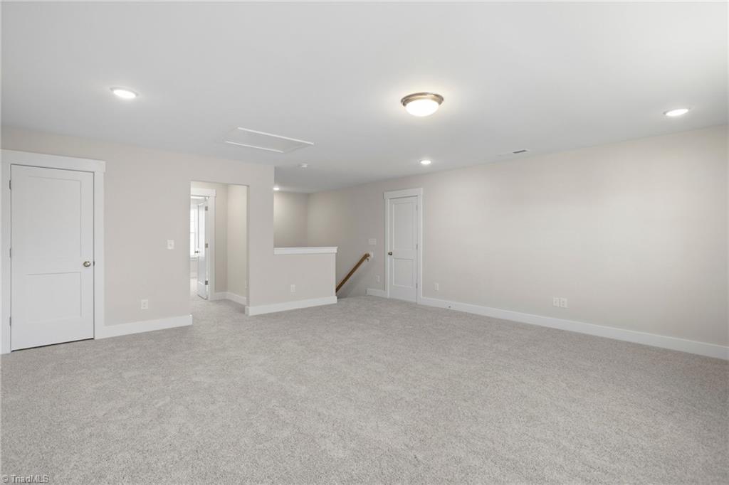 1129 Capulet Drive
