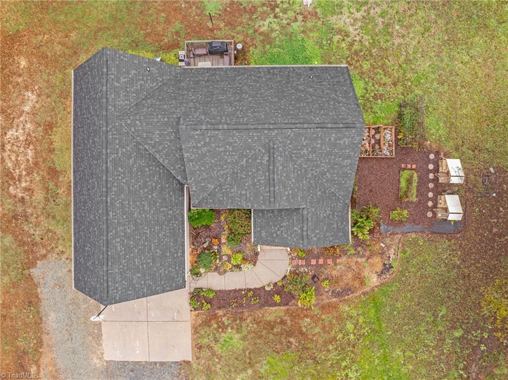 6207 Lanes Mill Road