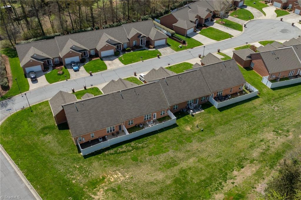 395 Northbridge Drive