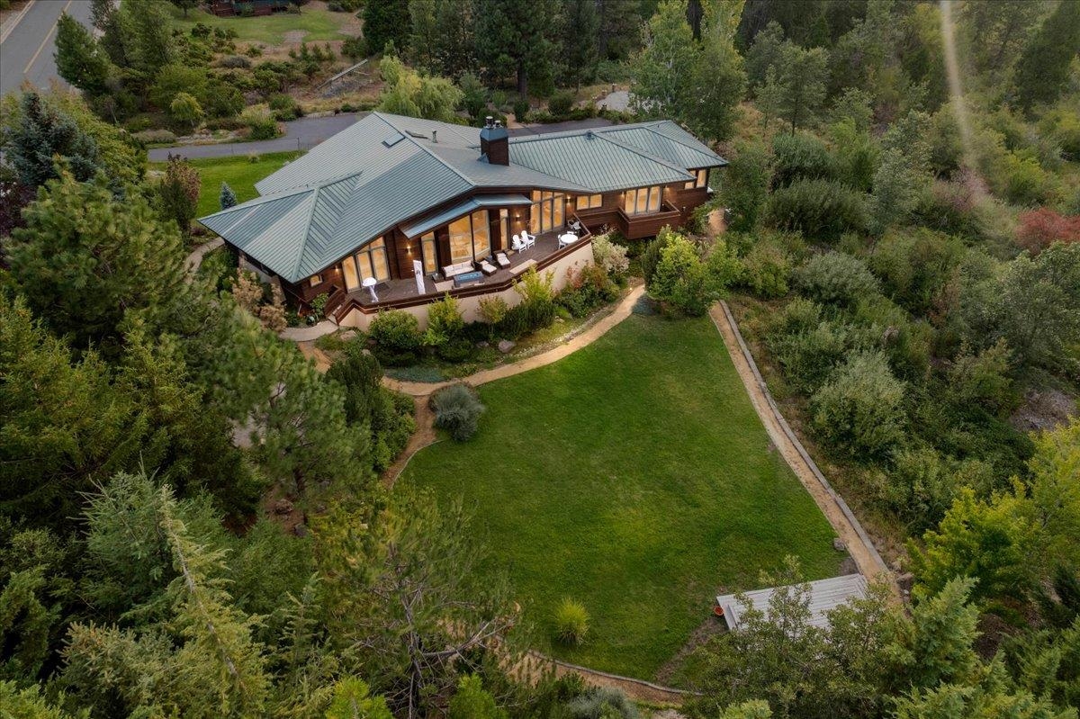 735 Siskiyou Lake Blvd