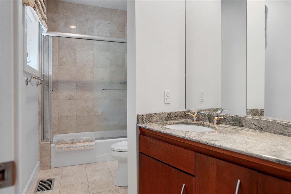 735 Siskiyou Lake Blvd