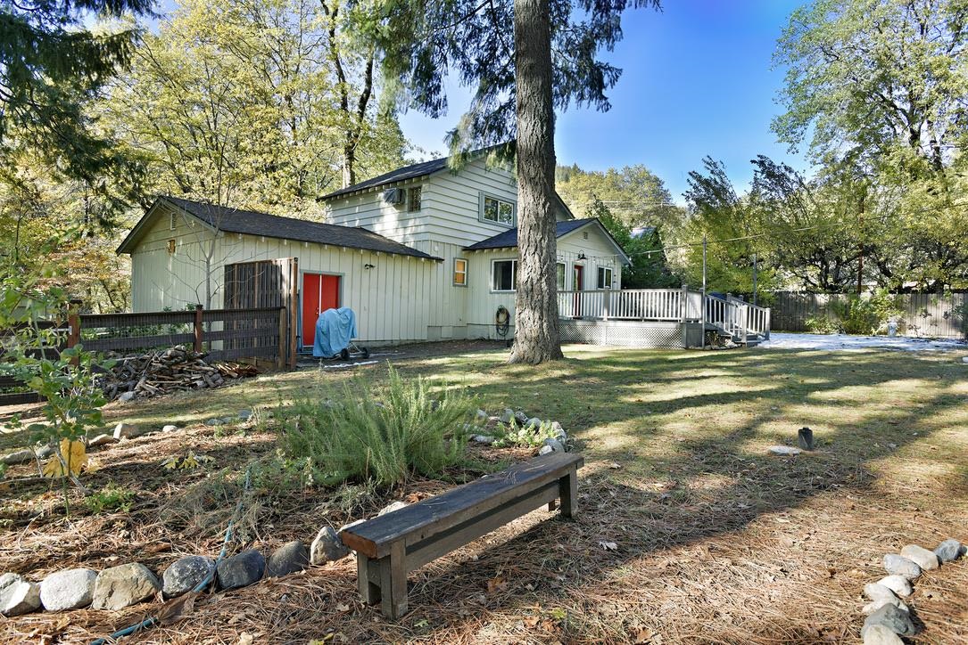 4614 Hart