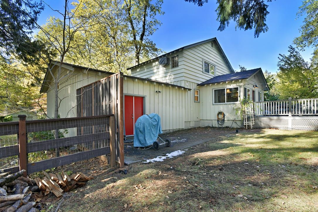 4614 Hart