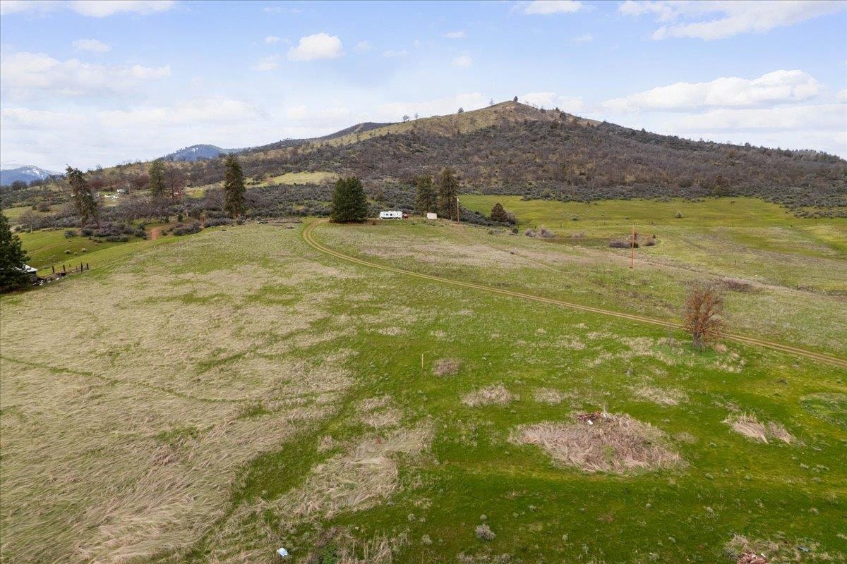 1435 State Highway 263