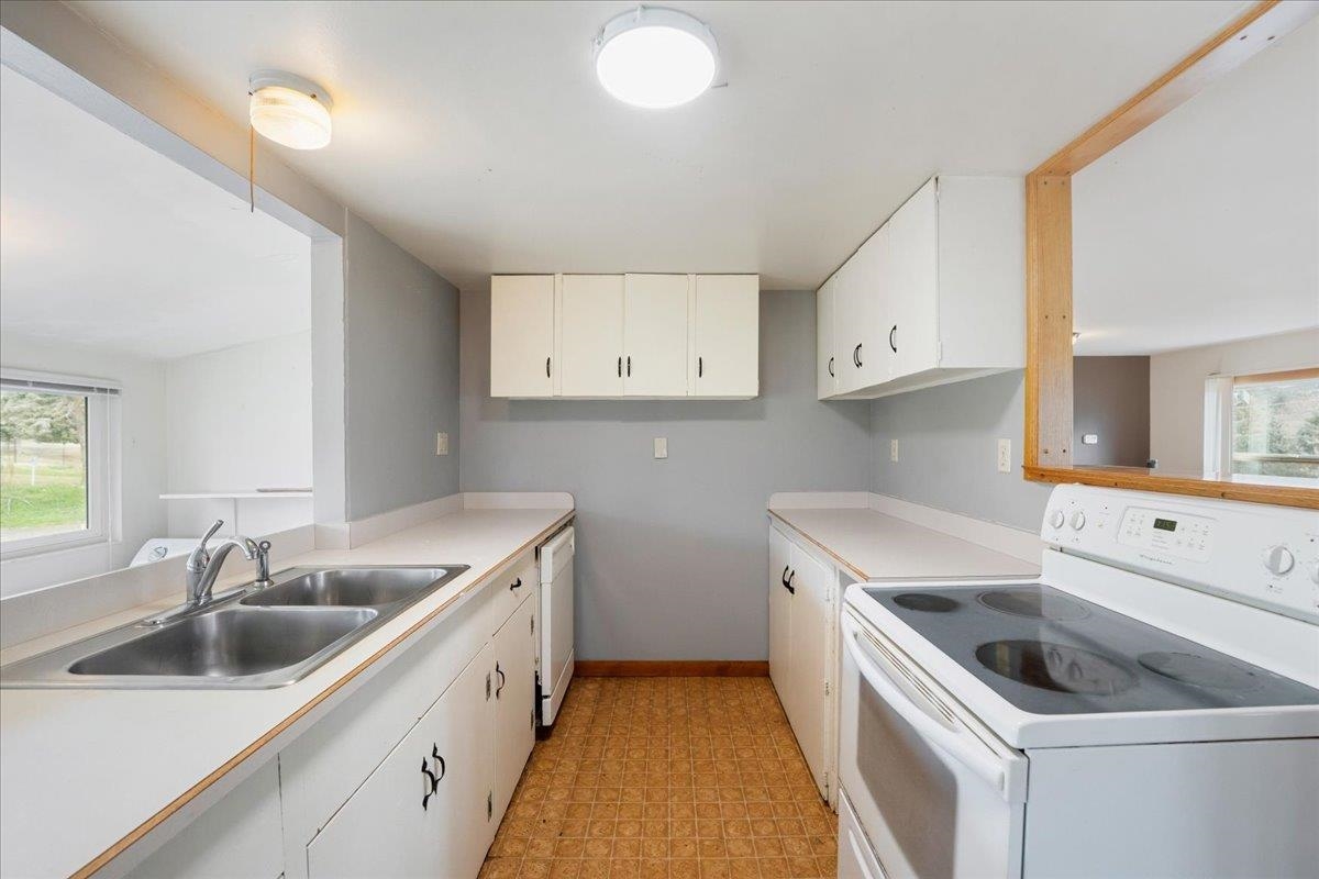 1435 State Highway 263