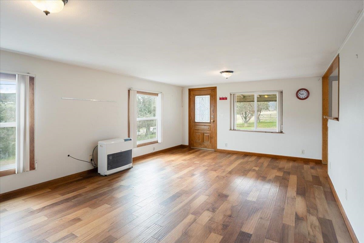 1435 State Highway 263