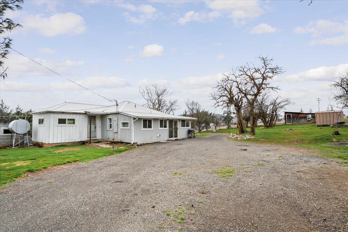 1435 State Highway 263