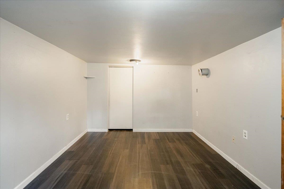 1435 State Highway 263