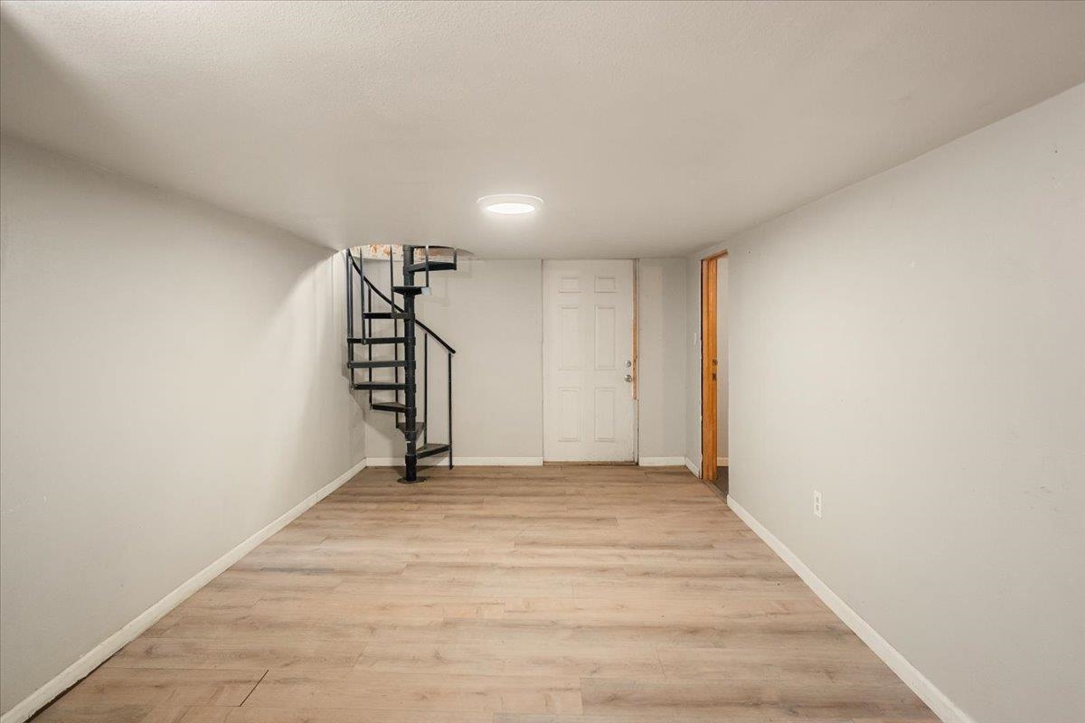 1435 State Highway 263