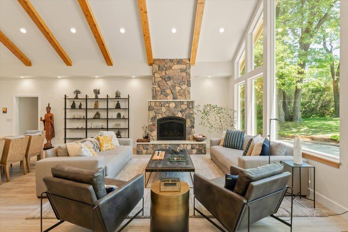 1395 Northridge Dr