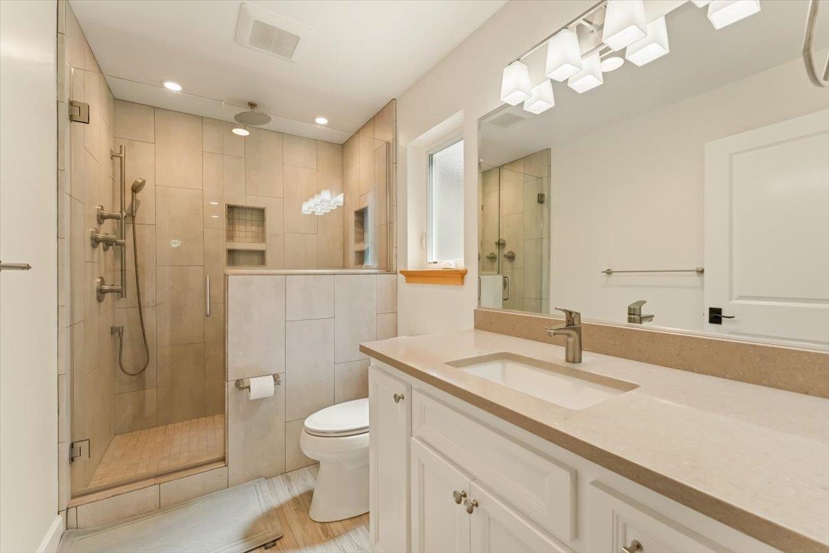 1395 Northridge Dr