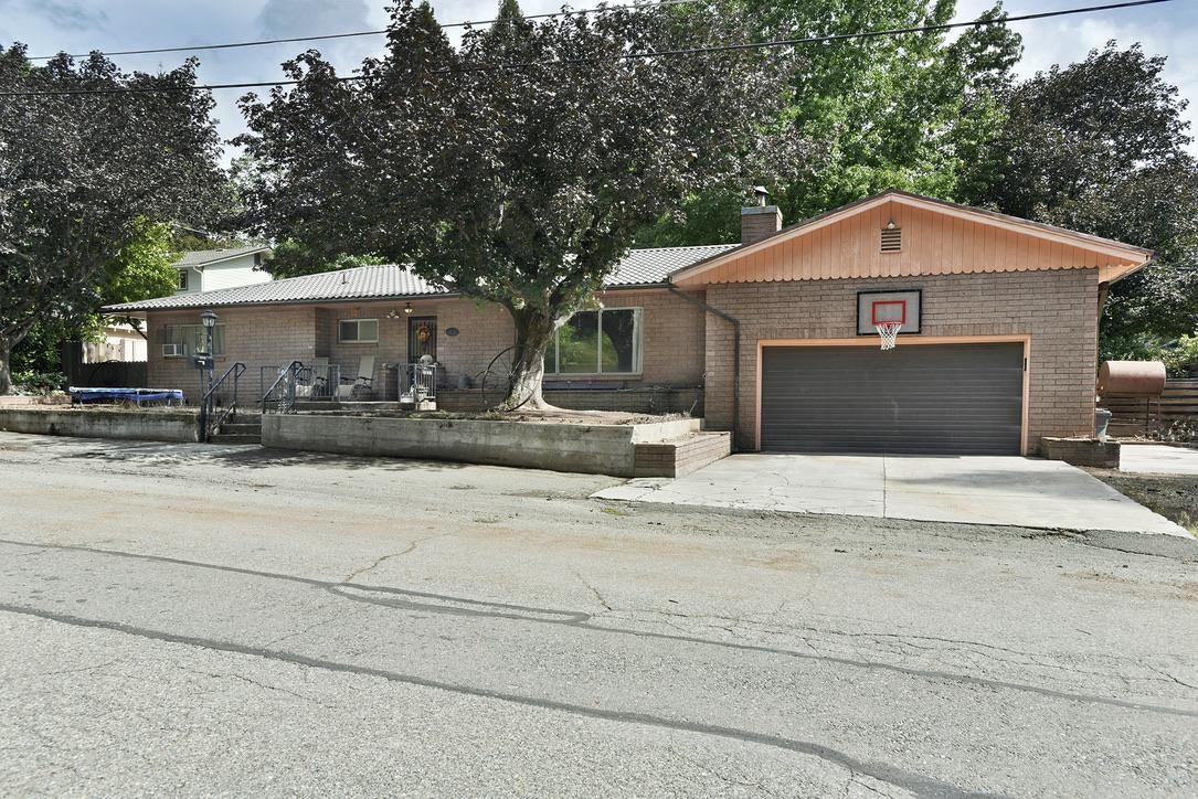 4936 Masson Dr