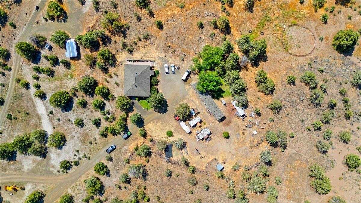 8733 Bunny Lane