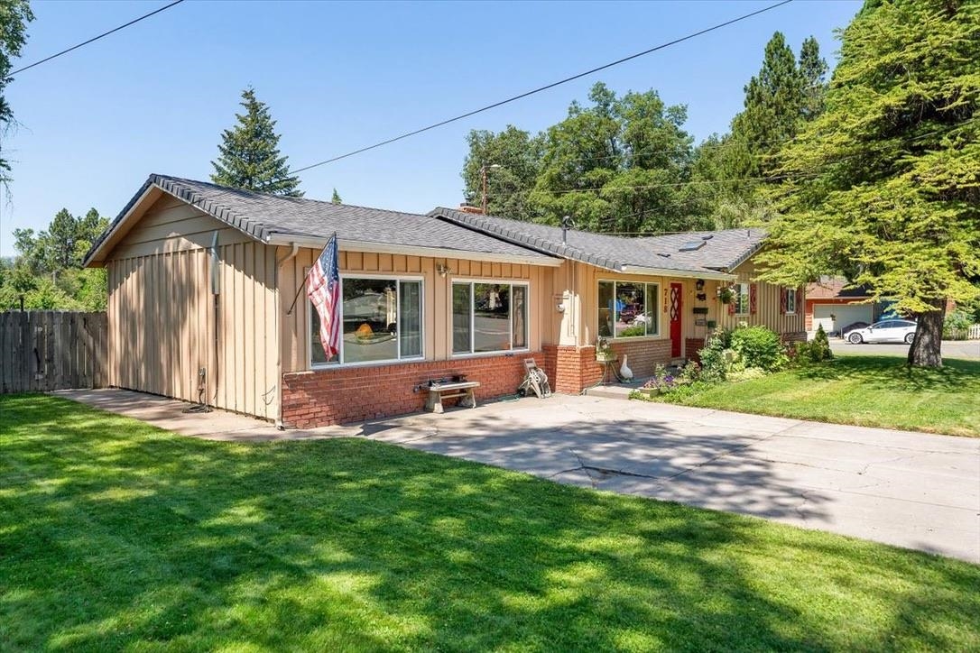 718 Buena Vista Ct
