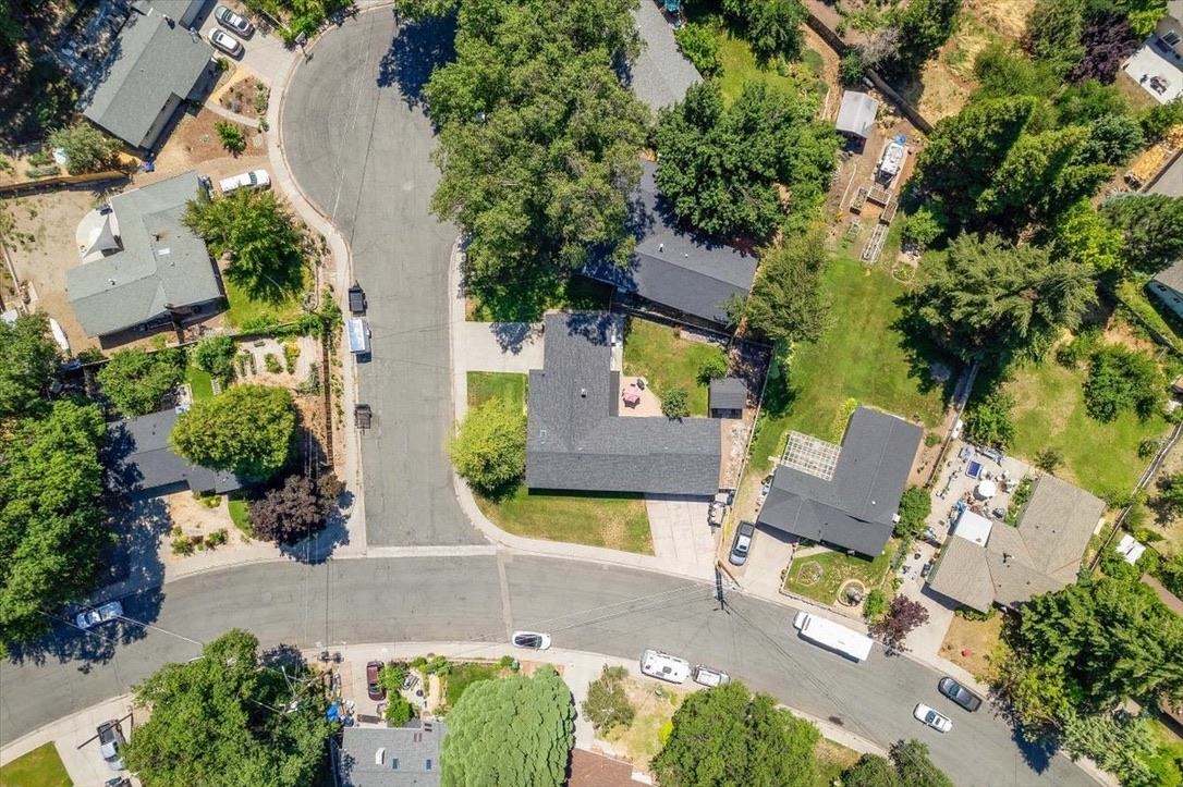 718 Buena Vista Ct