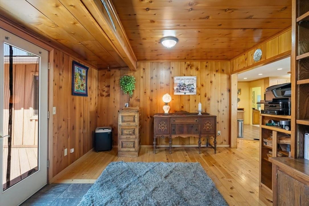 718 Buena Vista Ct