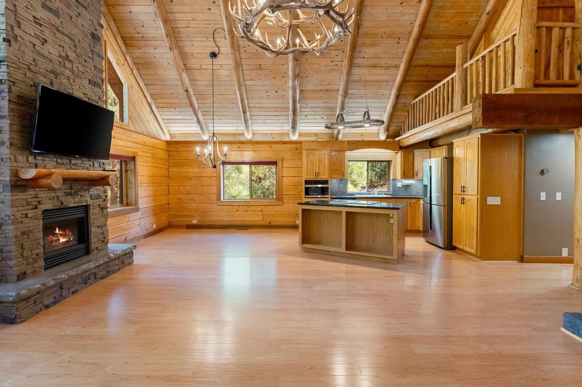 11601 Klamath River Rd