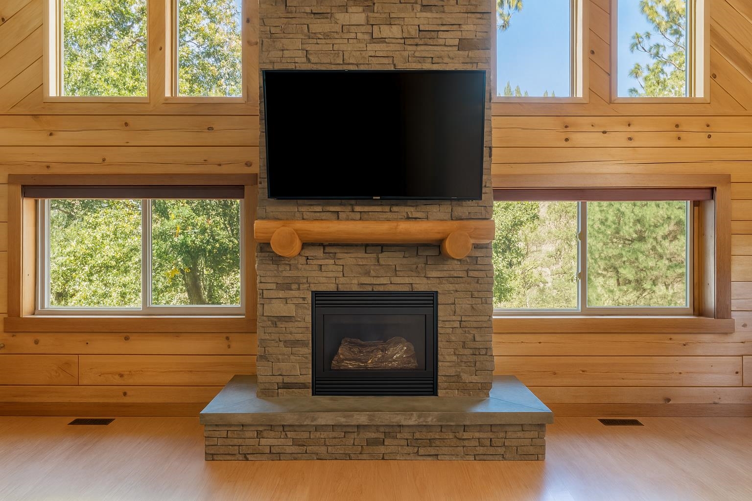 11601 Klamath River Rd