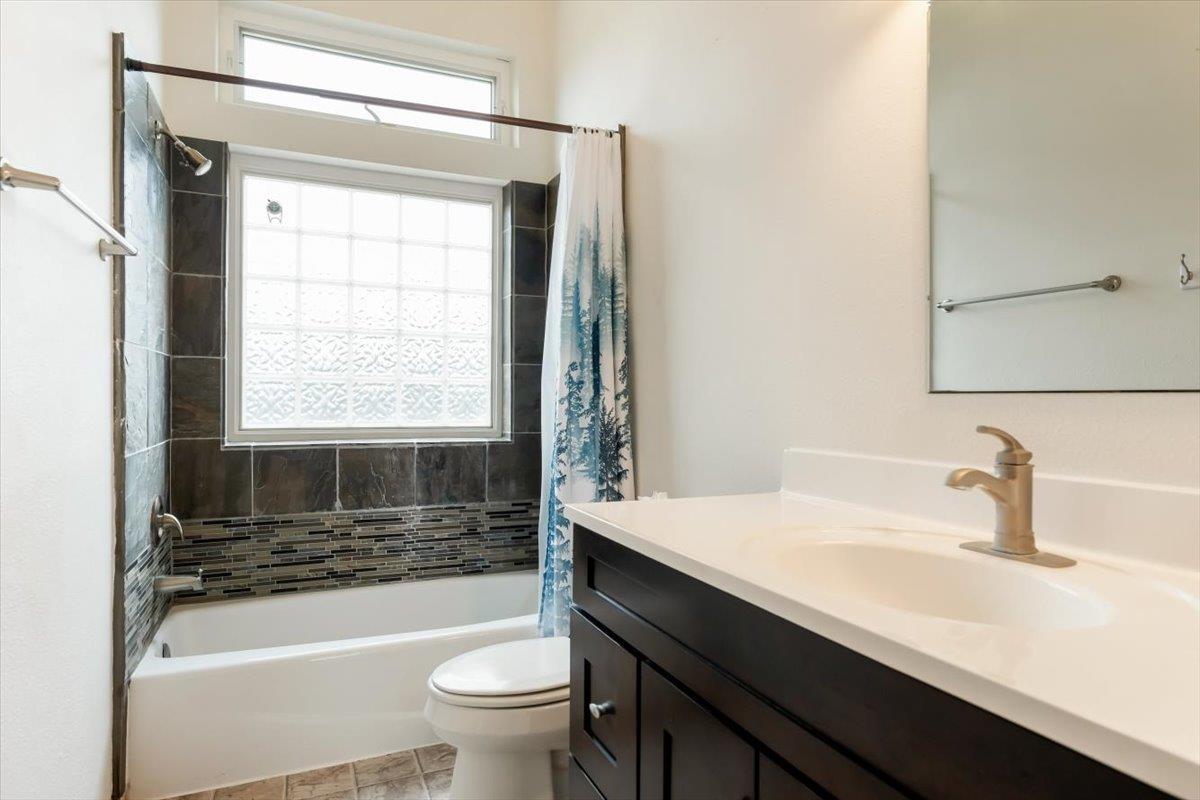 15014 Mountain Wood Dr