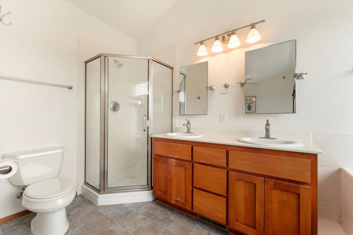 15014 Mountain Wood Dr