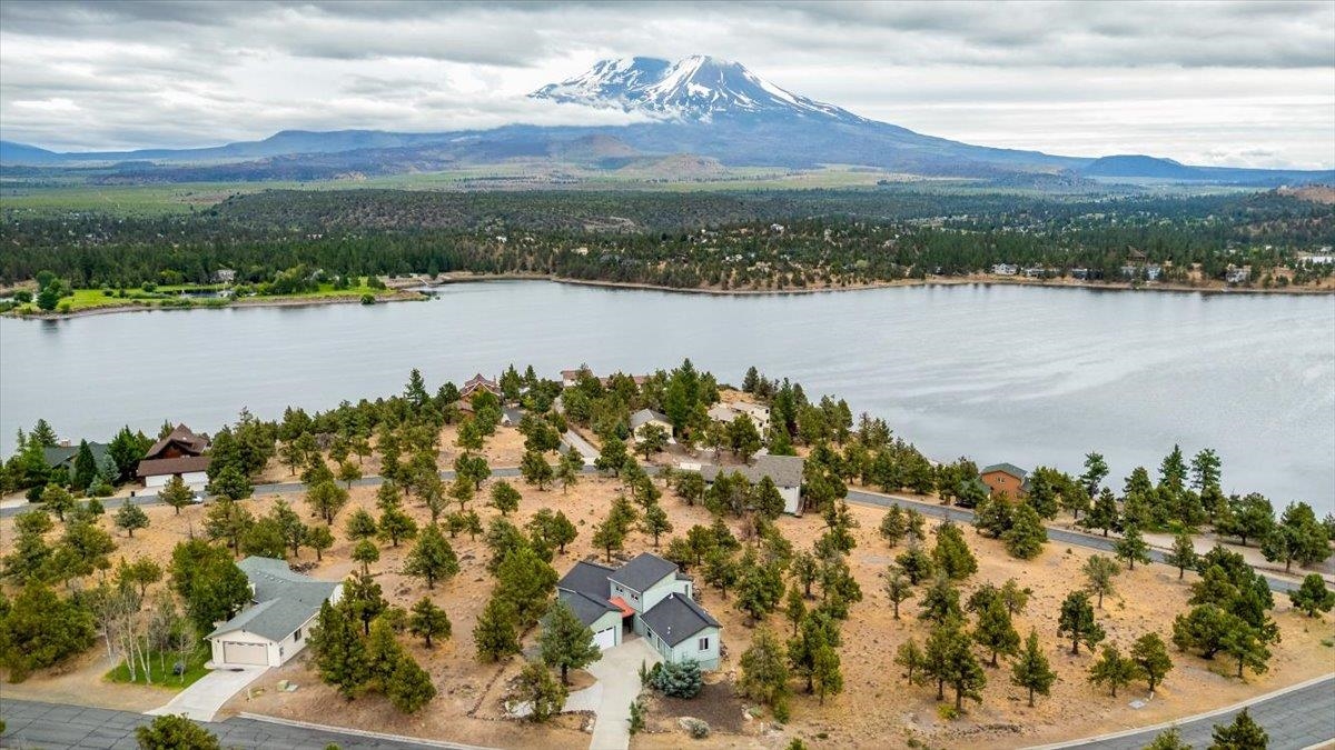 15014 Mountain Wood Dr