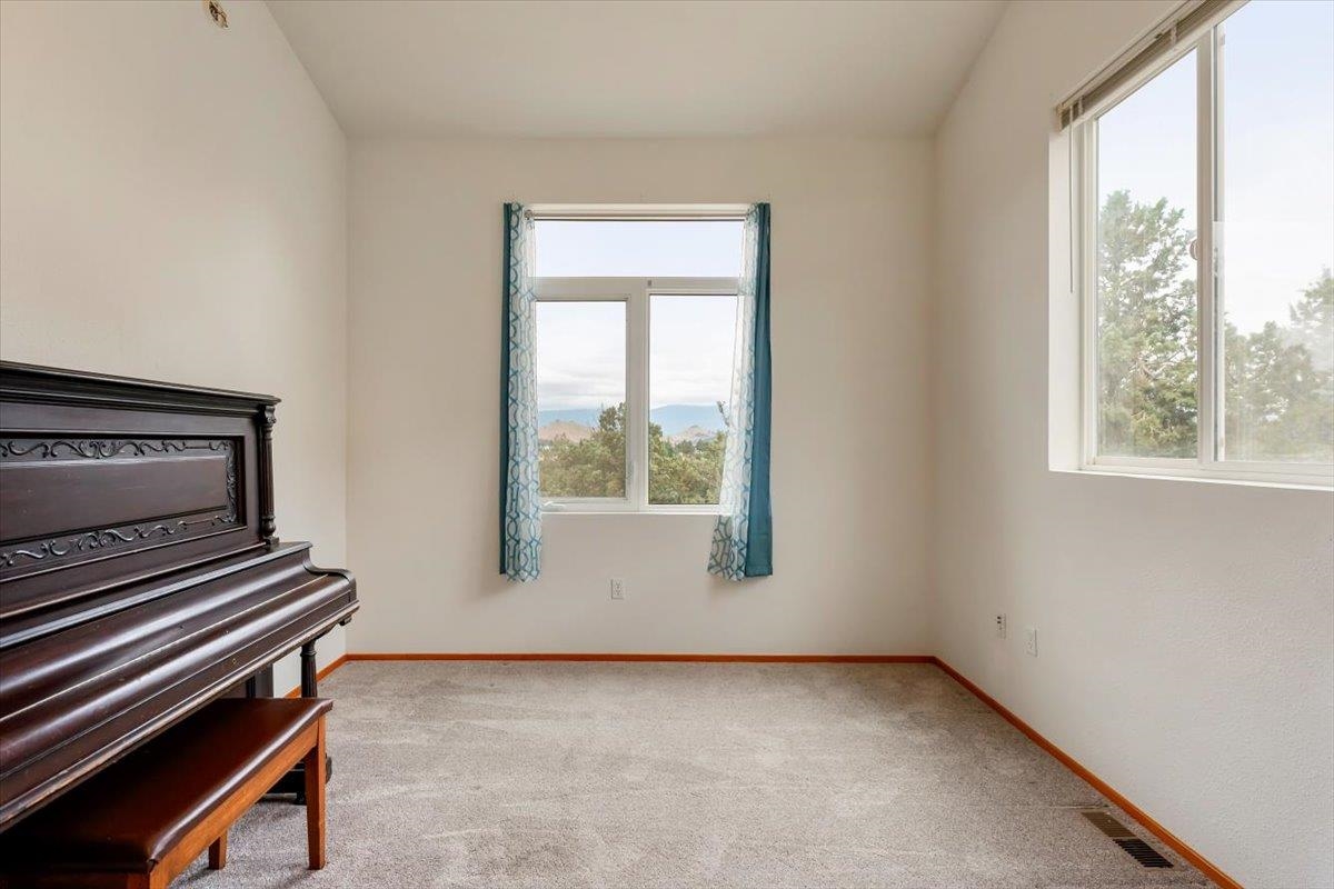 15014 Mountain Wood Dr