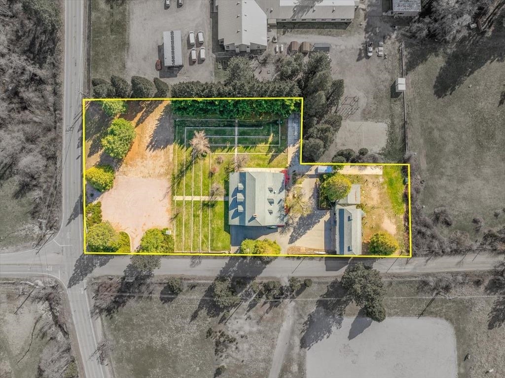 1008 W A Barr Rd