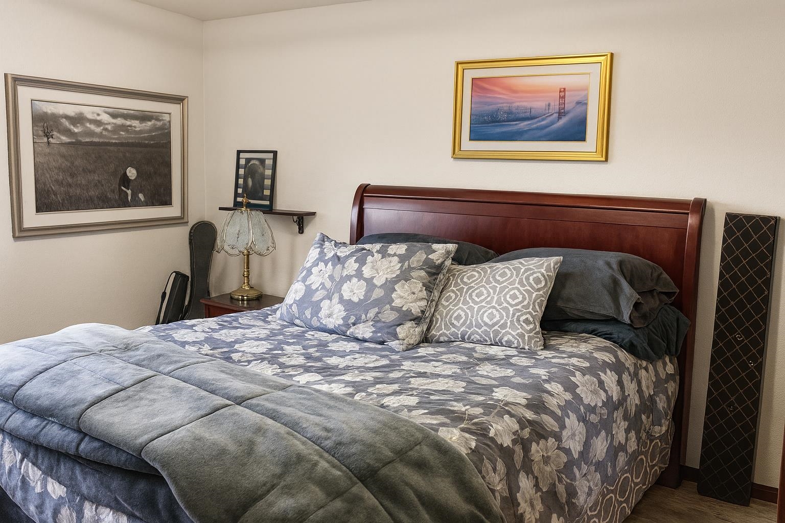 5906 Helm Pl