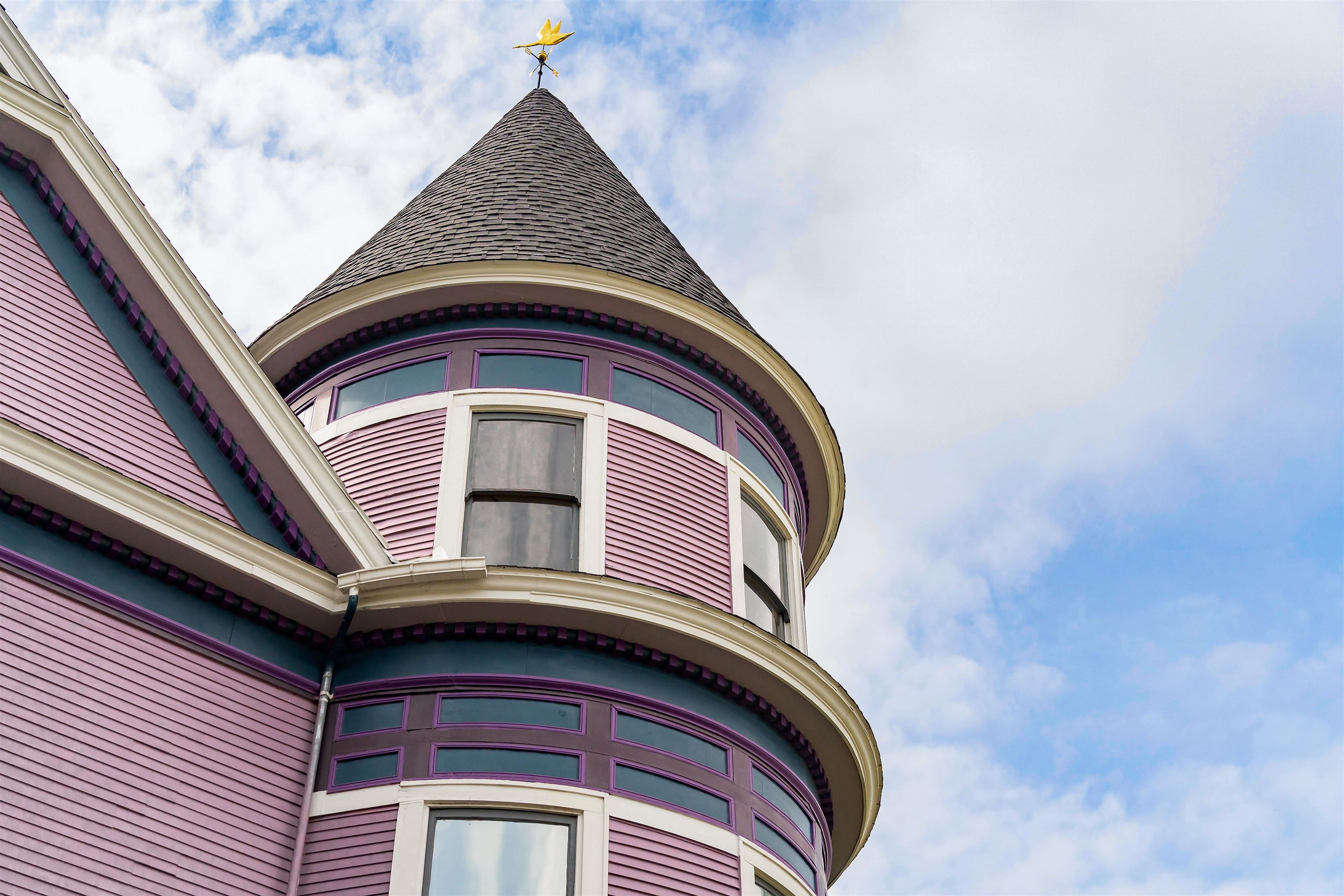 223 N Oregon