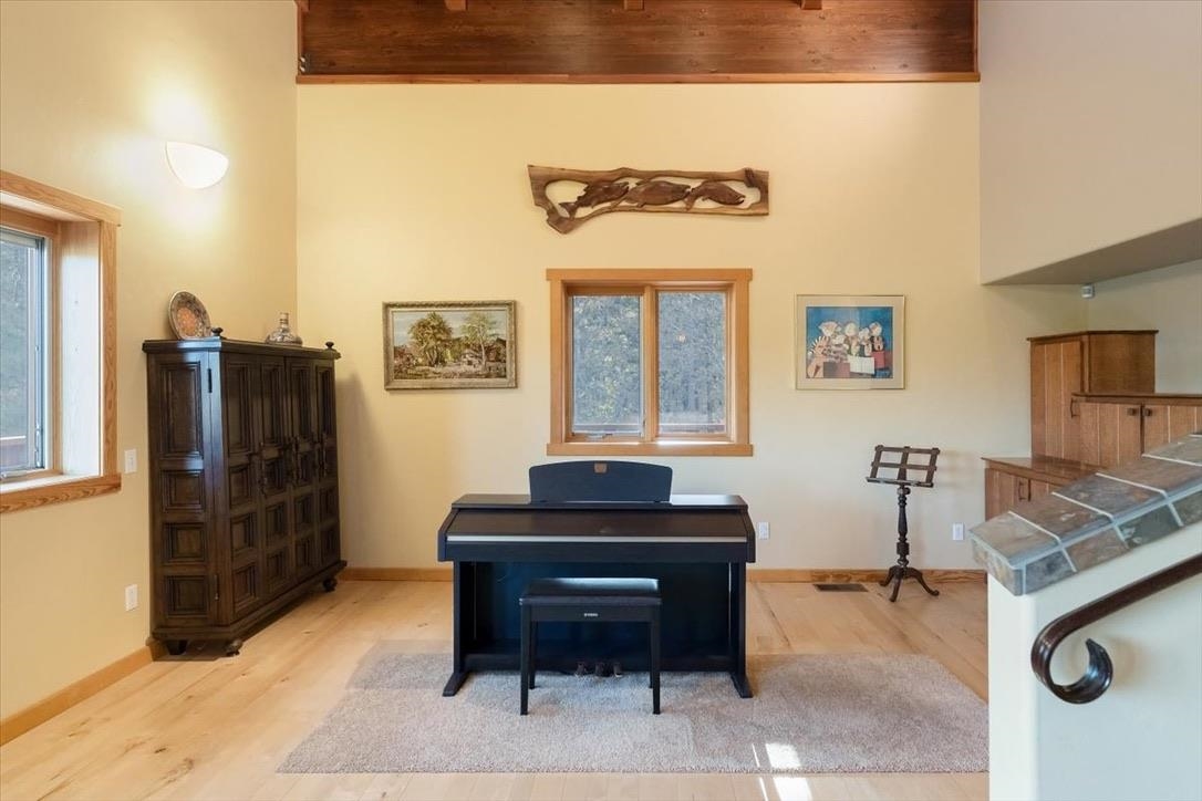 13747 Rattlesnake Creek Rd