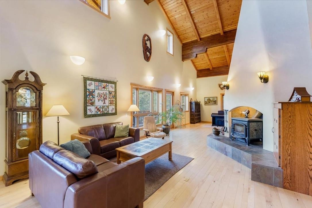 13747 Rattlesnake Creek Rd