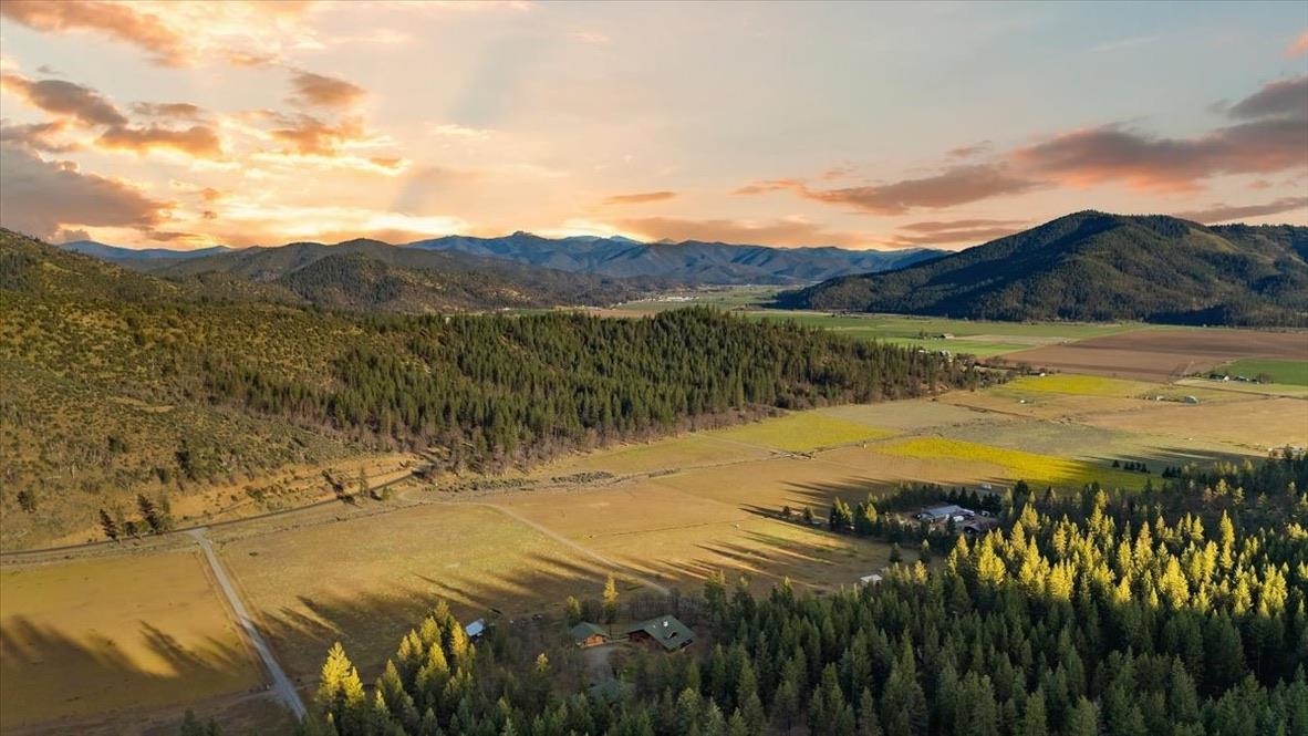13747 Rattlesnake Creek Rd