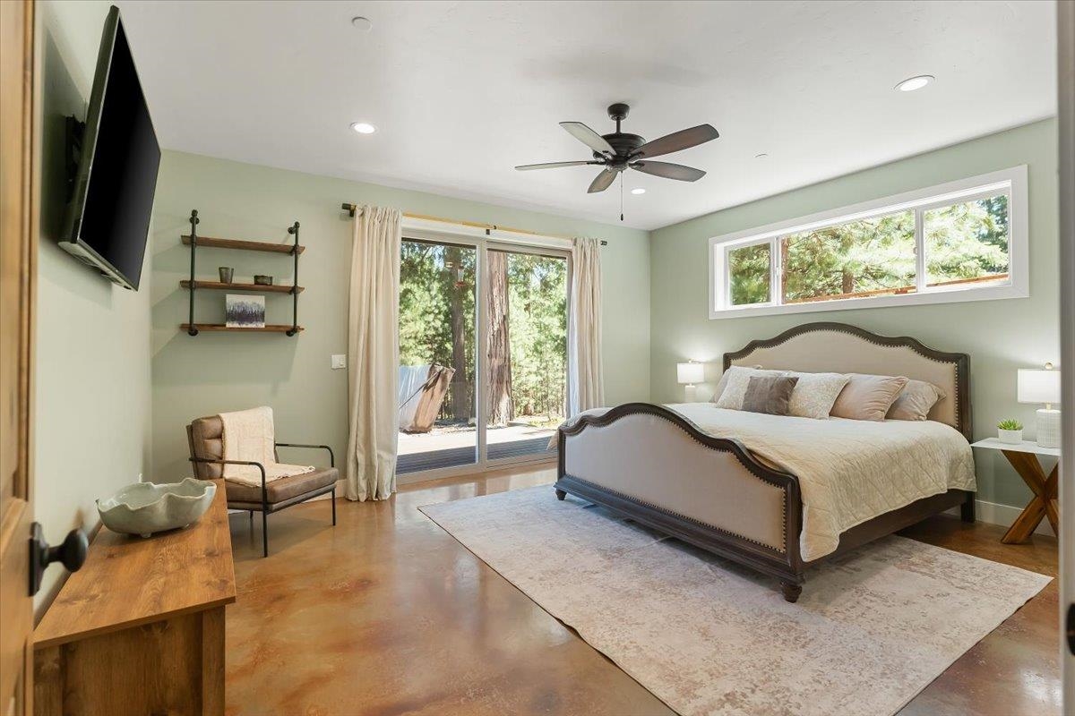2331 Mountain View Dr