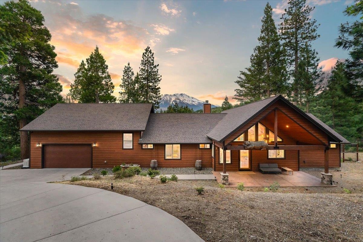 2331 Mountain View Dr