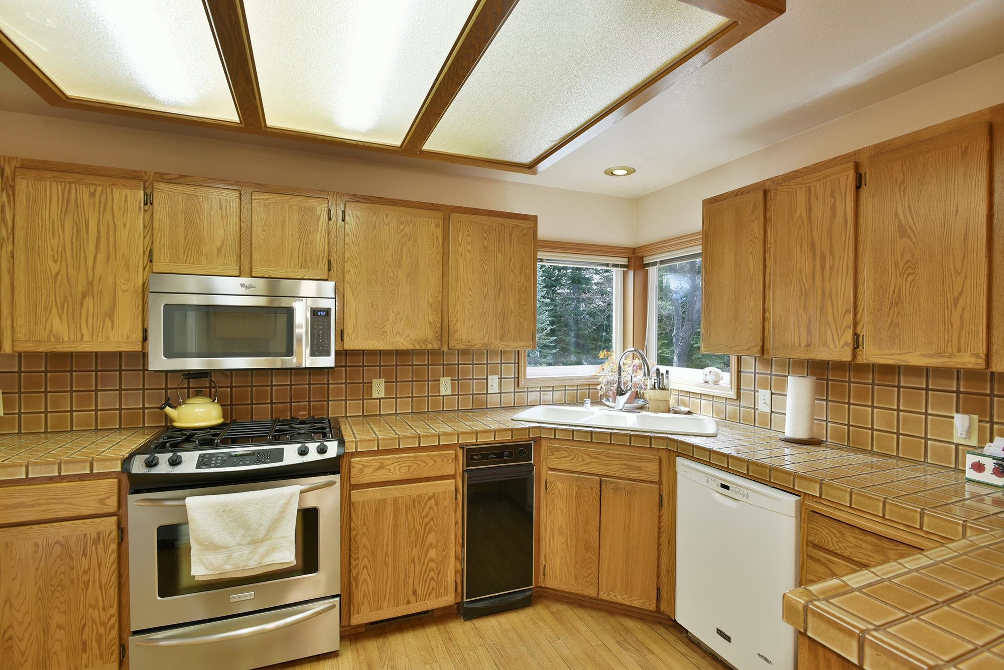 1517 Eddy Dr.