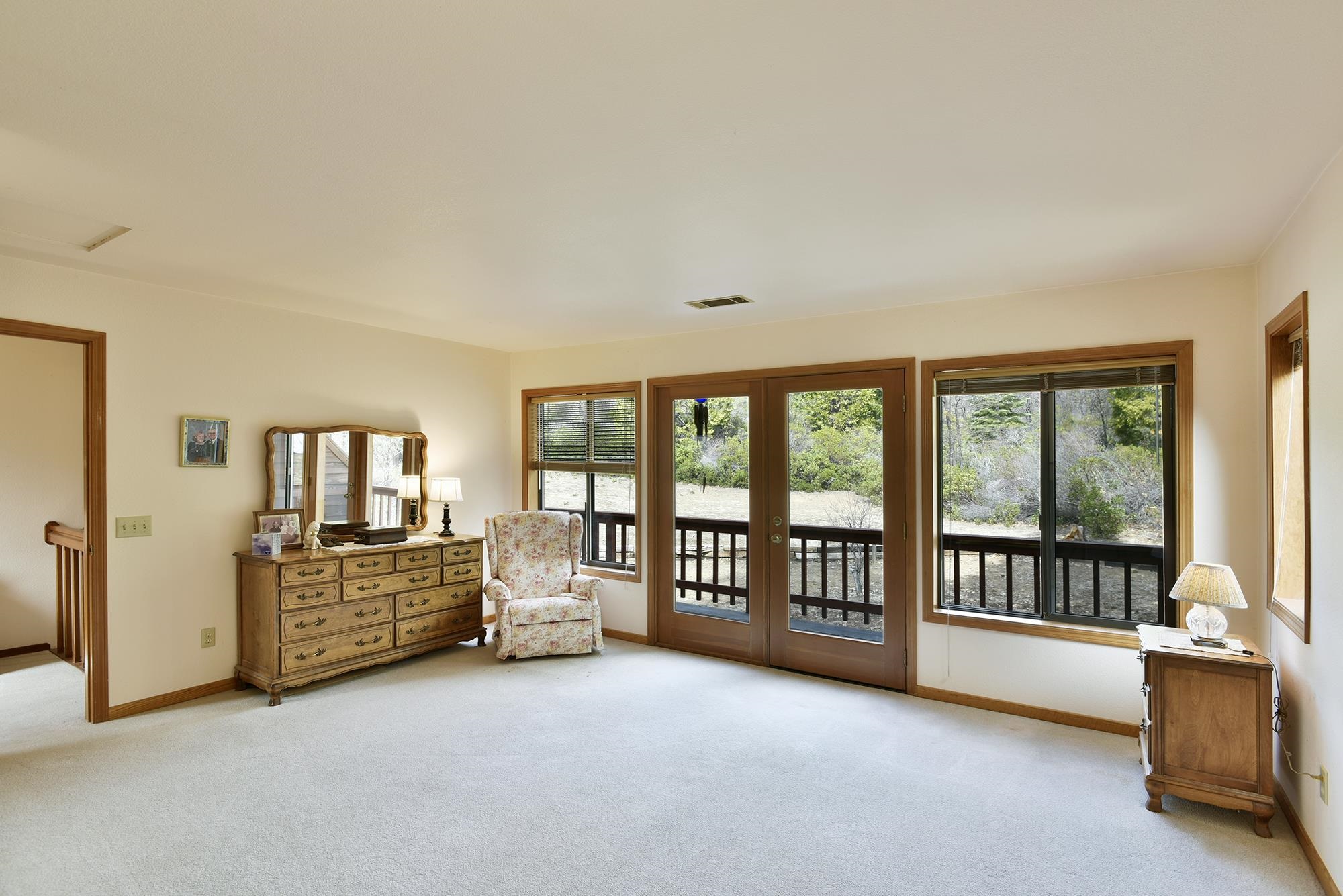 1517 Eddy Dr.