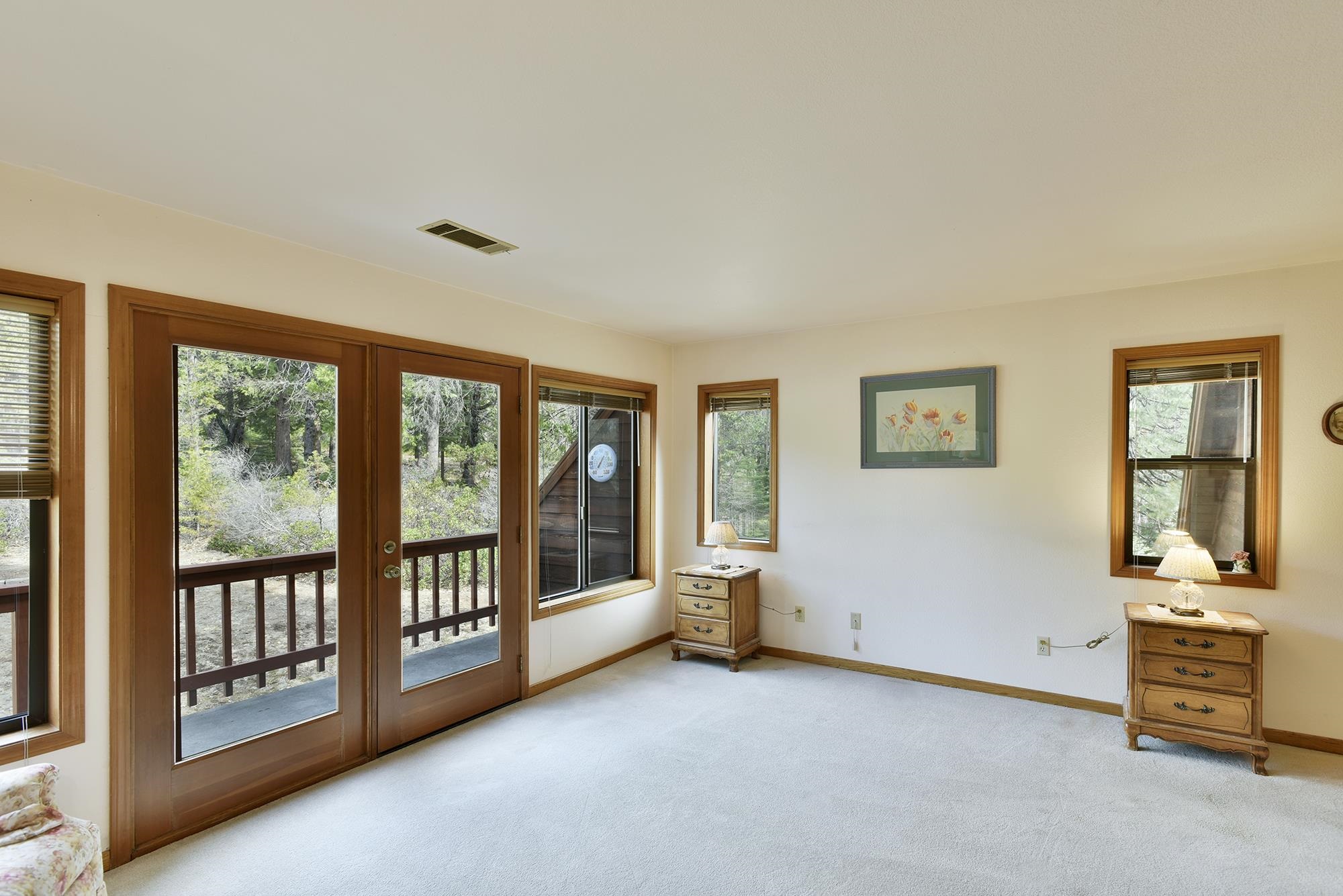 1517 Eddy Dr.