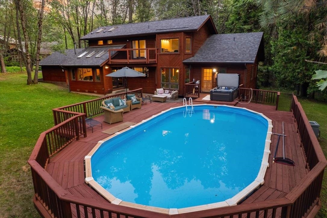 307 N Adams Dr