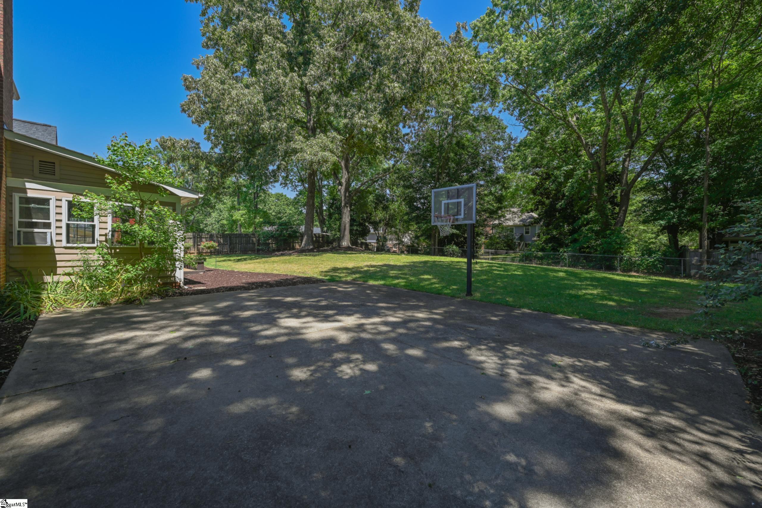 311 Hunting Hill Circle