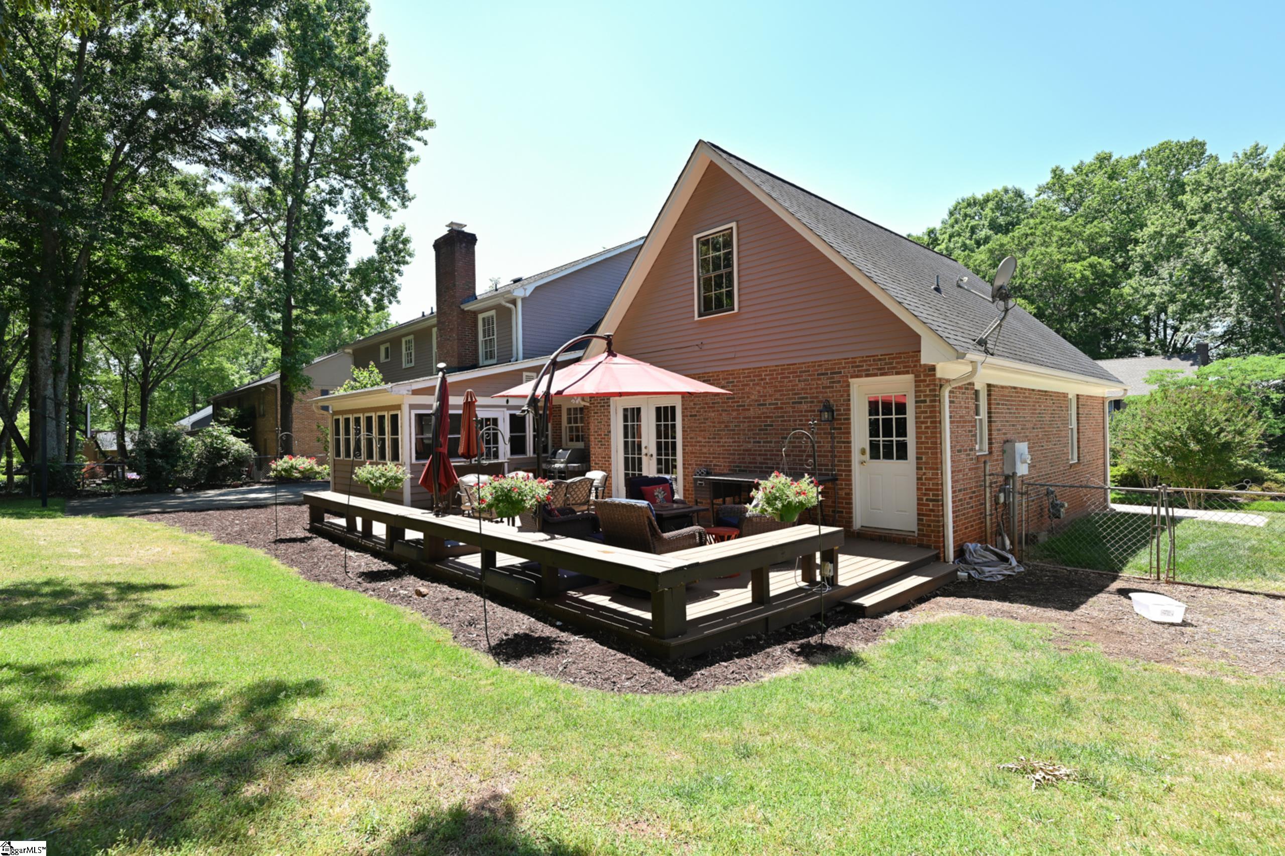 311 Hunting Hill Circle