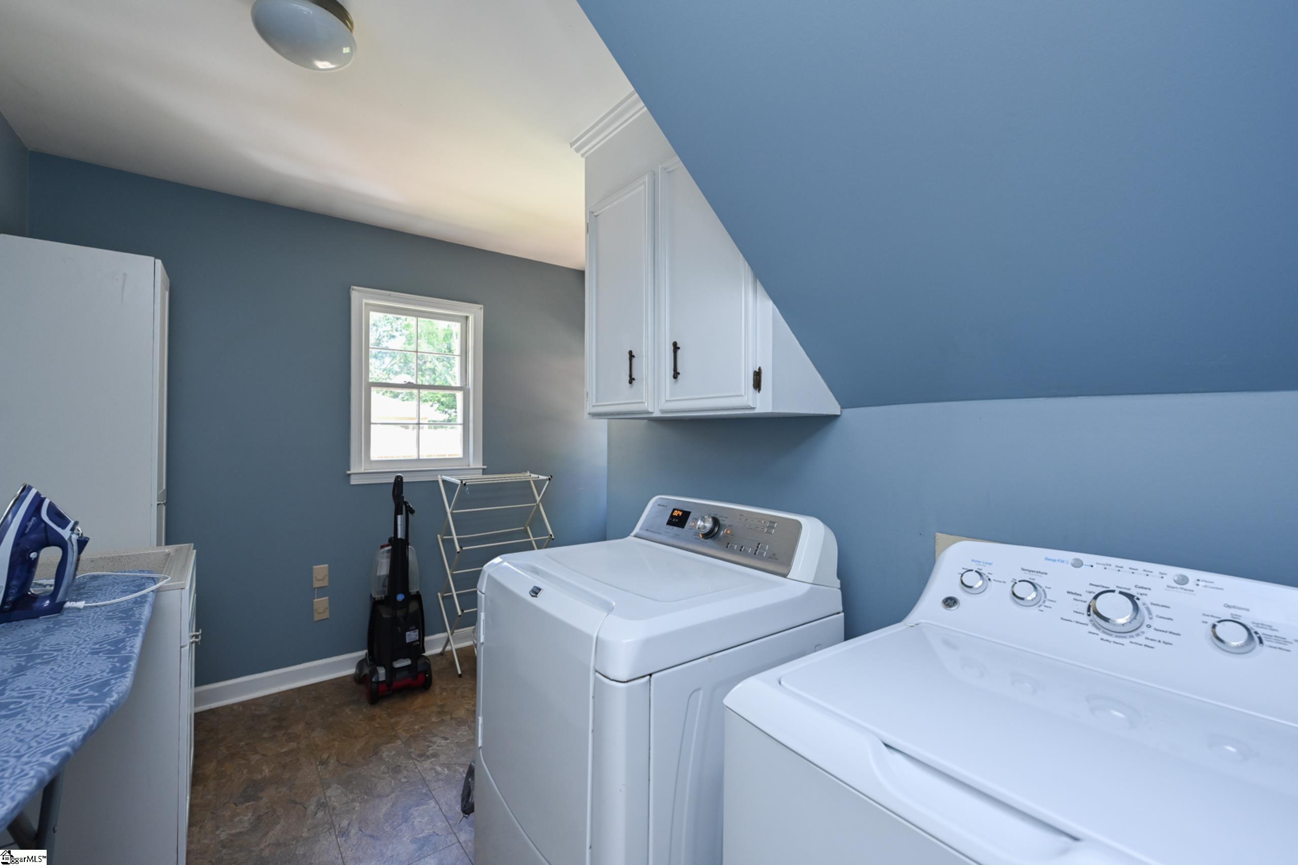 311 Hunting Hill Circle