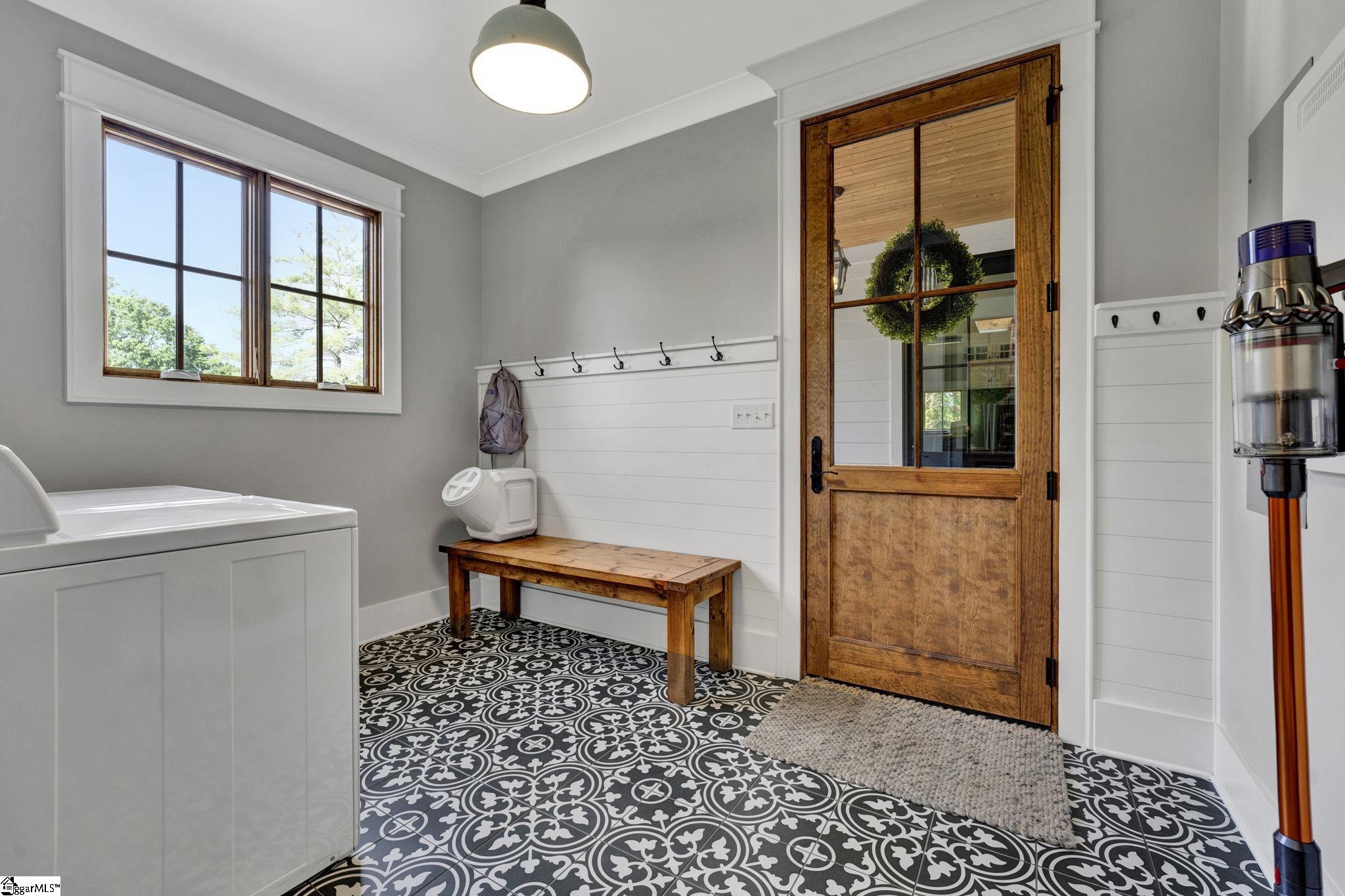 505 Mountain View Road