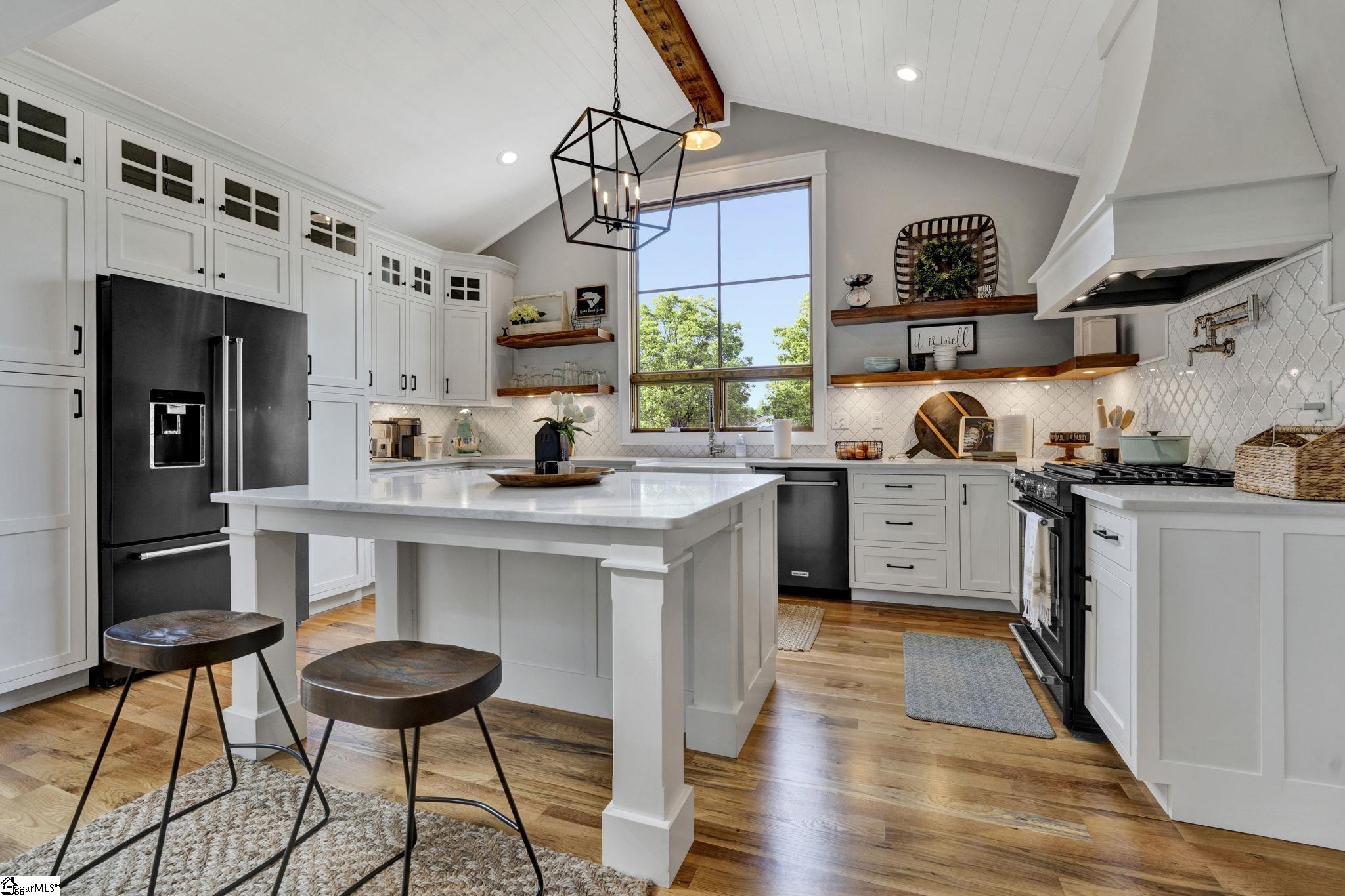 505 Mountain View Road