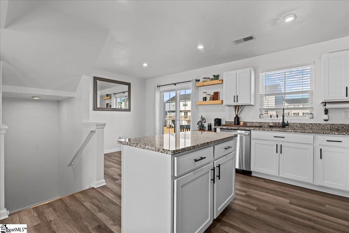 208 Maple Forge Trail