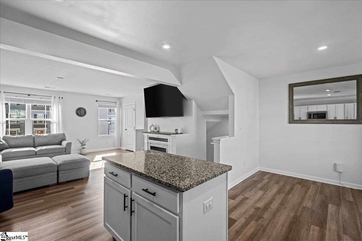 208 Maple Forge Trail