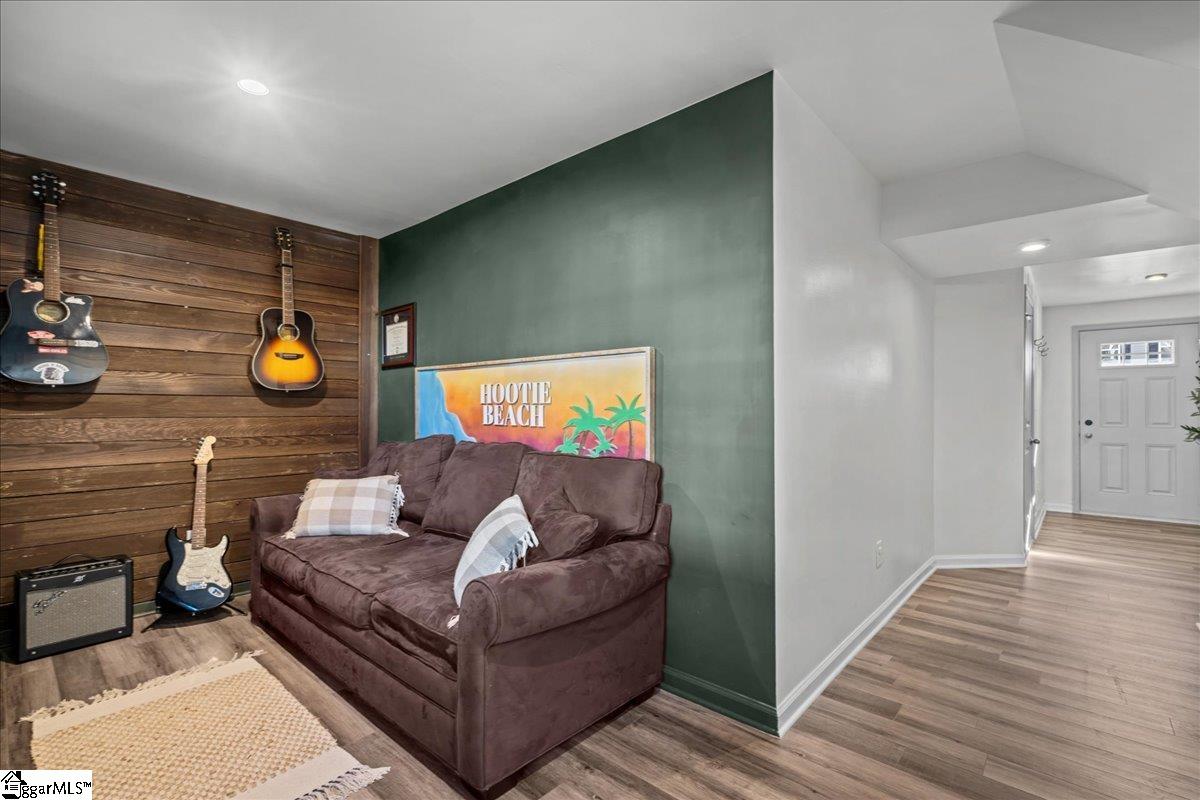 208 Maple Forge Trail