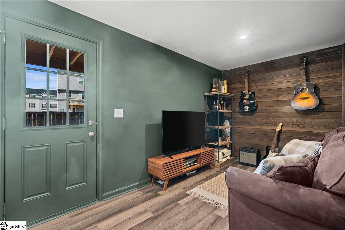 208 Maple Forge Trail