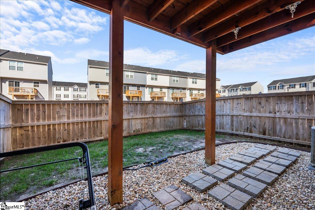 208 Maple Forge Trail